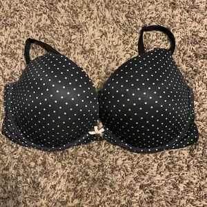 VS Black Bra